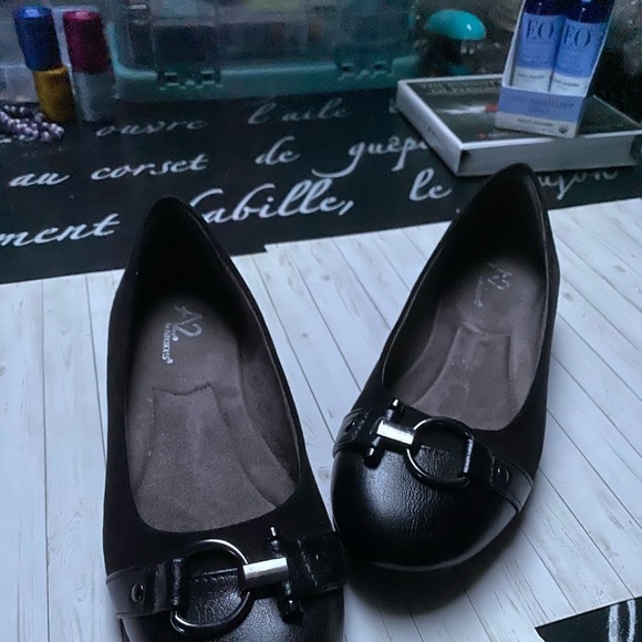 A2 Aerosoles Memory Foam Flats - Picture 7 of 8